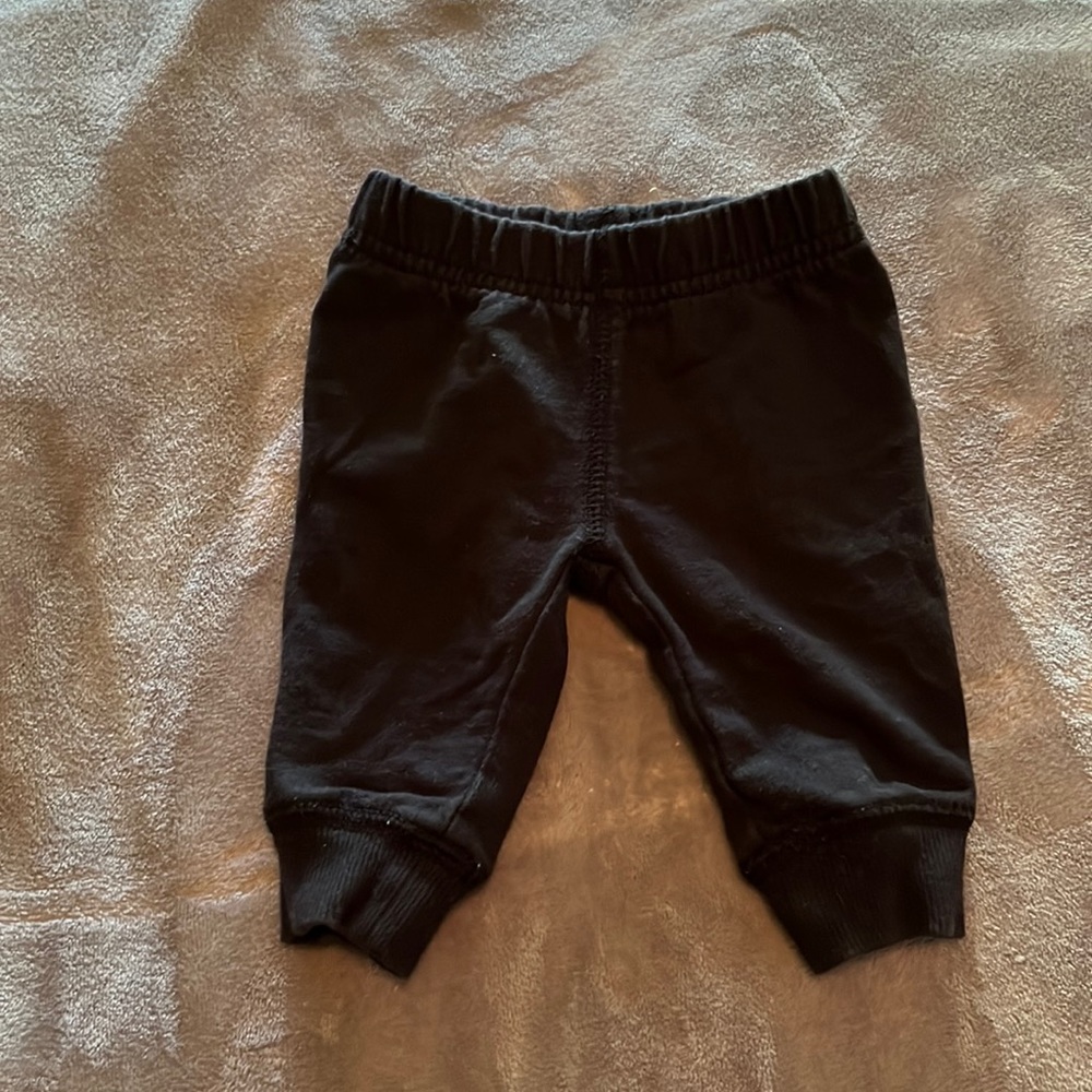 Black sweat pants
